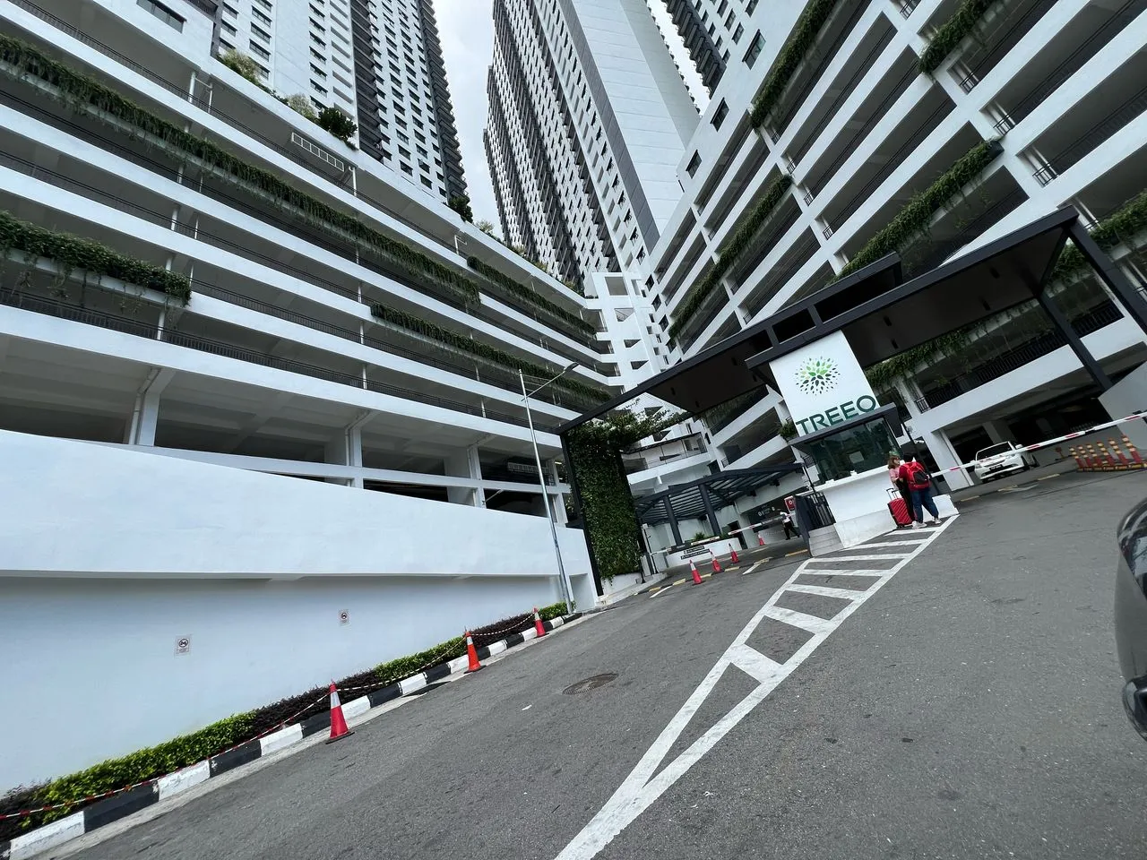 0c43297f-6935-486b-af54-ae3194ceb794